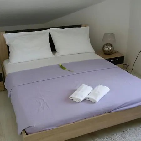 Appartement With Swiming Pool