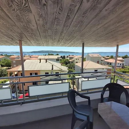 Appartement With Swiming Pool Kaštela
