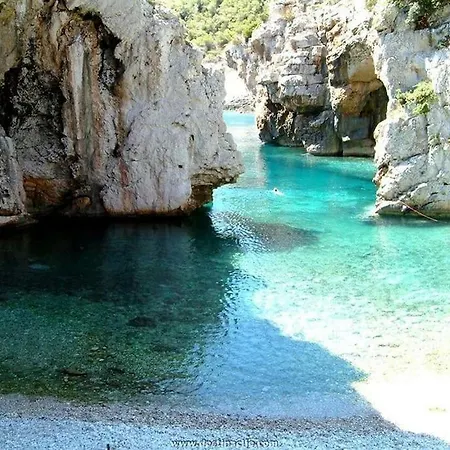 Appartement With Swiming Pool Kaštela