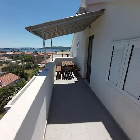 Appartement With Swiming Pool