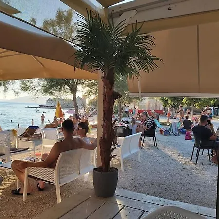 With Swiming Pool Appartement Kaštela