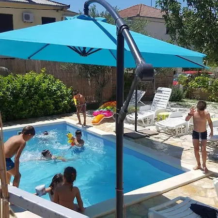 Appartement With Swiming Pool Kaštela