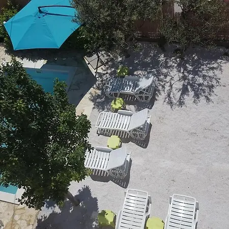 With Swiming Pool شقة Kaštela