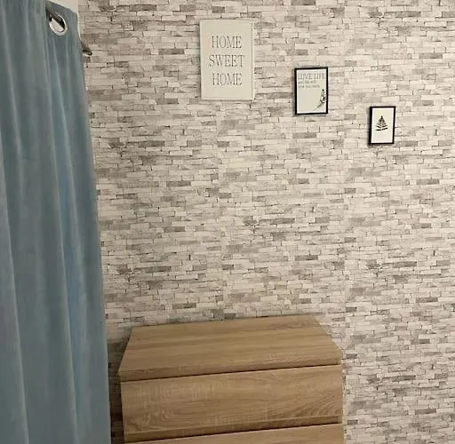 Апартаменты With Swiming Pool Каштела