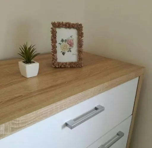 With Swiming Pool Каштела